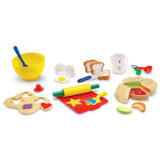Pretend & Play Bakery Set - Learning Resources - eBeanstalk